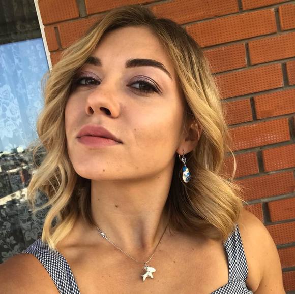 Meet your Posher, Lili - Picture 1 of 1